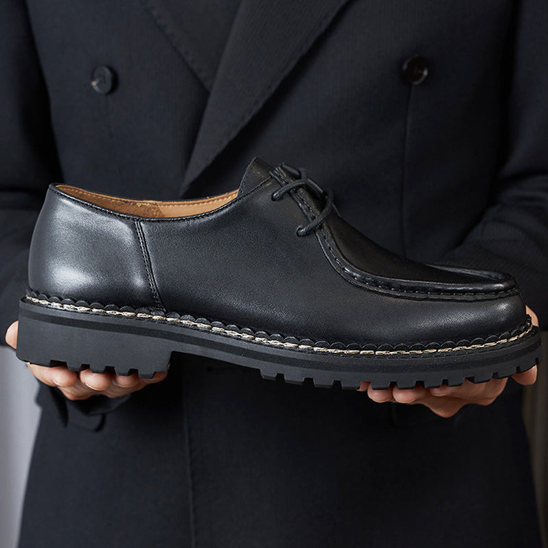 Men's Moccasin Shoes: Rounded Toe with Decorative Stitching and Lacing