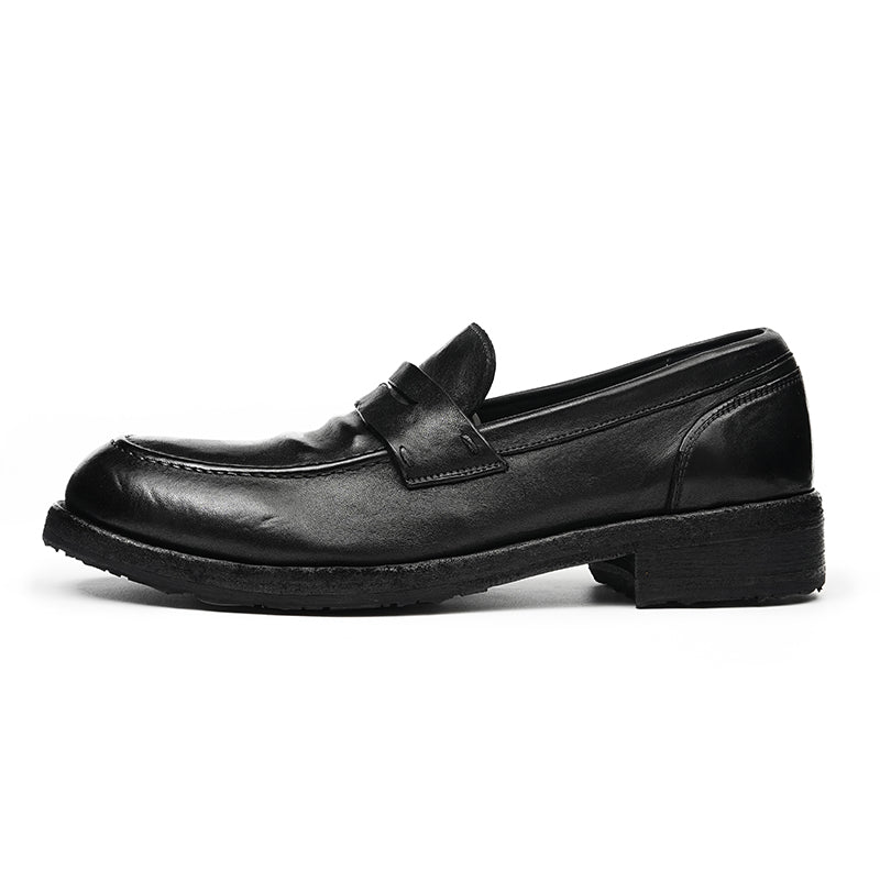Timeless Men's Loafers - Goodyear Welted Craftsmanship & Medallion Detailing