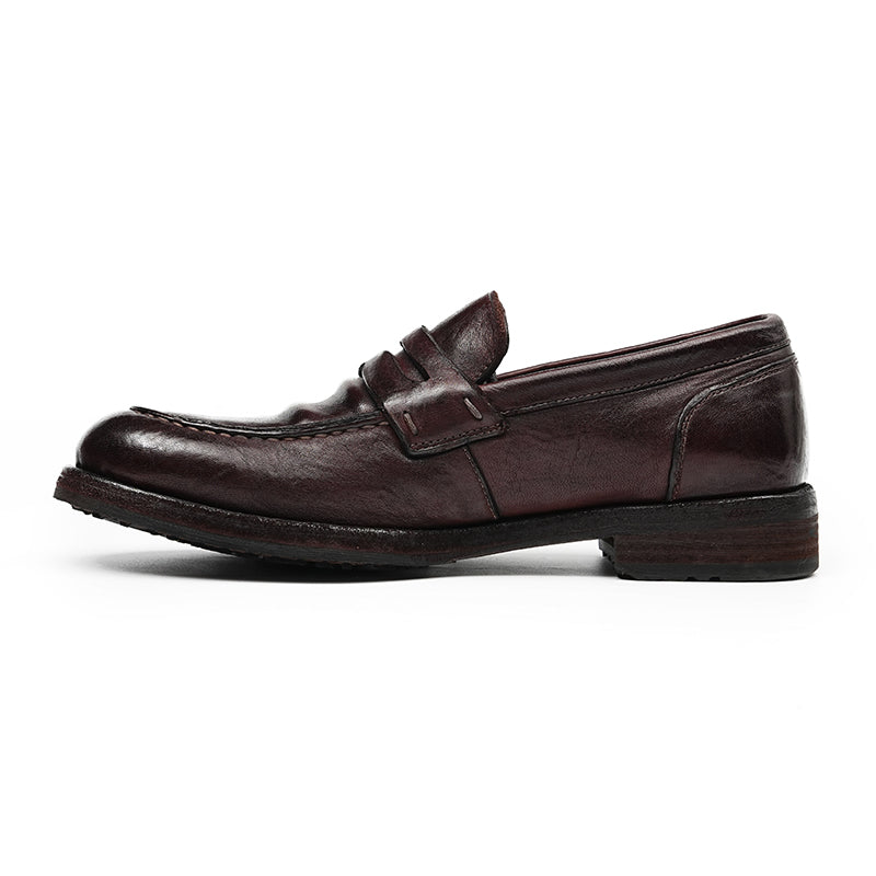Timeless Men's Loafers - Goodyear Welted Craftsmanship & Medallion Detailing