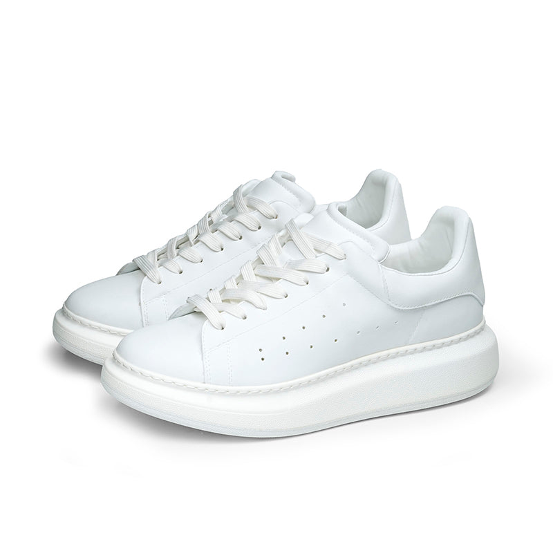 Metropolitan Sneakers: Streamlined Comfort & Maintenance-Free Sophistication