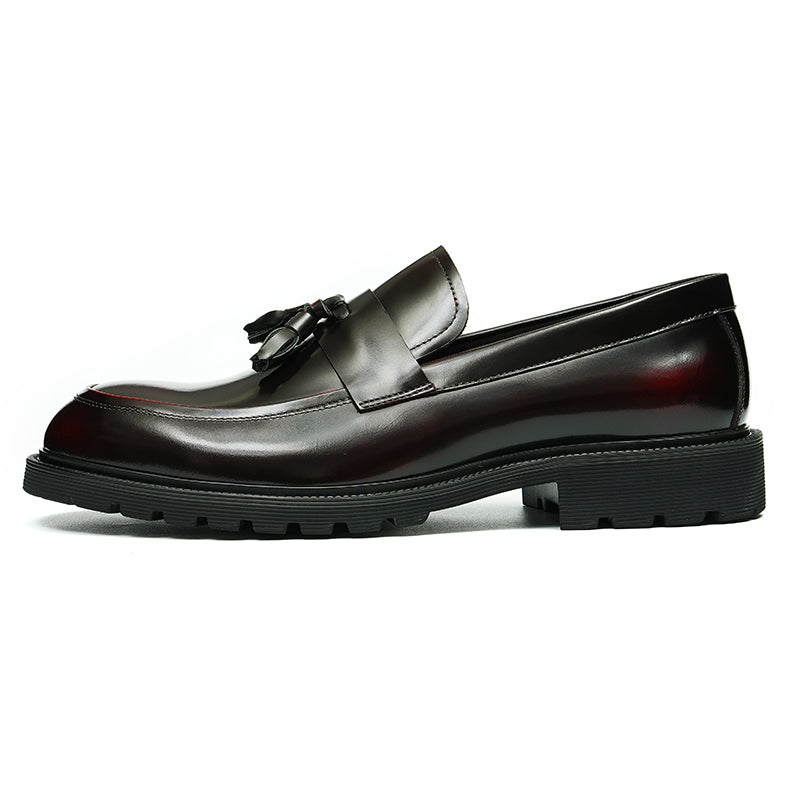 Men's Loafers - Dynamic Tassel Detailing & Polished Leather