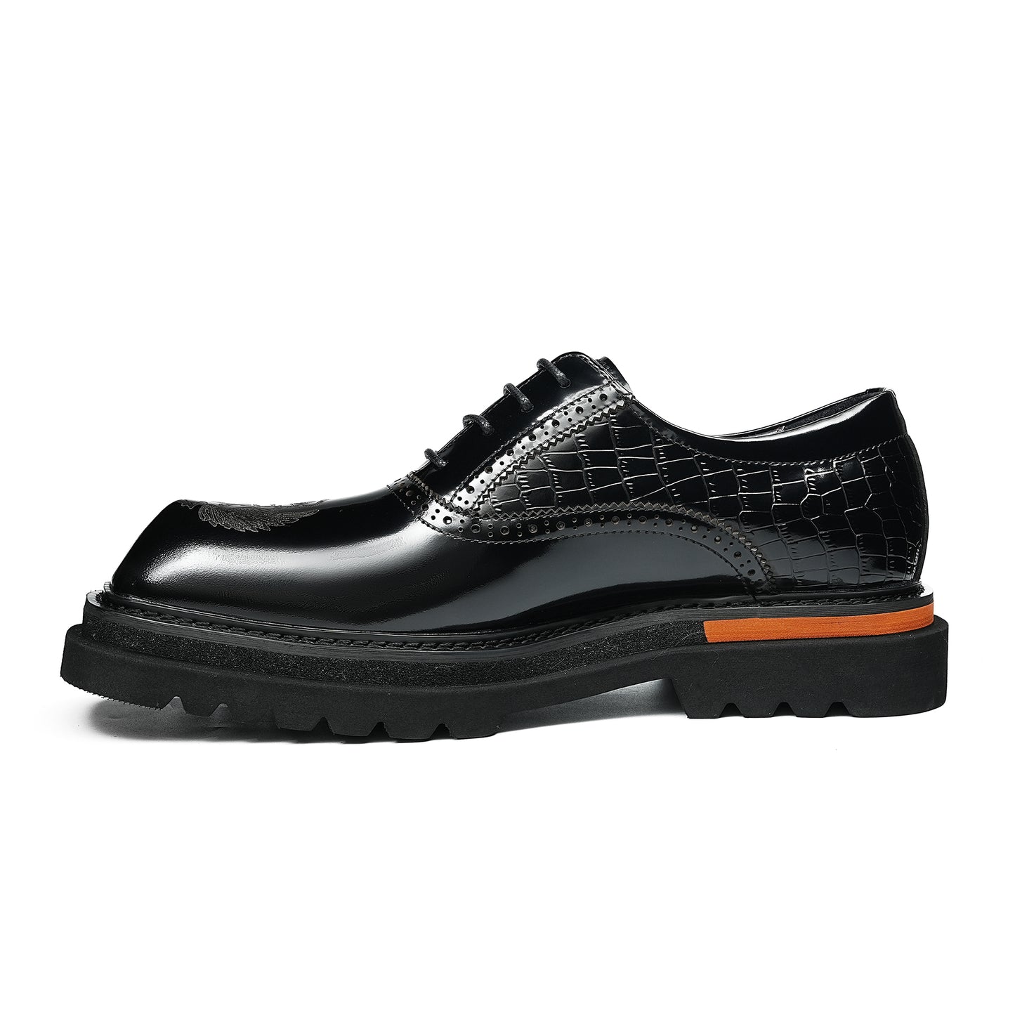 Men's Winged Oxford Shoes: Sculpted Toe Design & Timeless Elegance