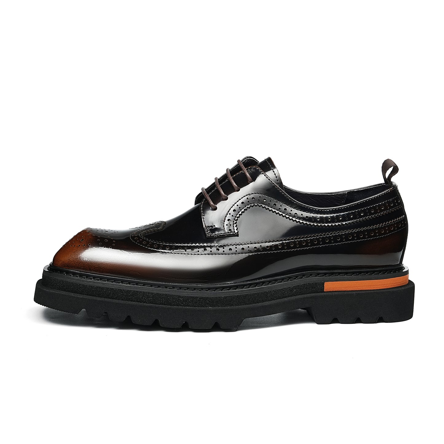 Timeless Brogue Derby: Structured Square-Toe & Accent Sole Detailing