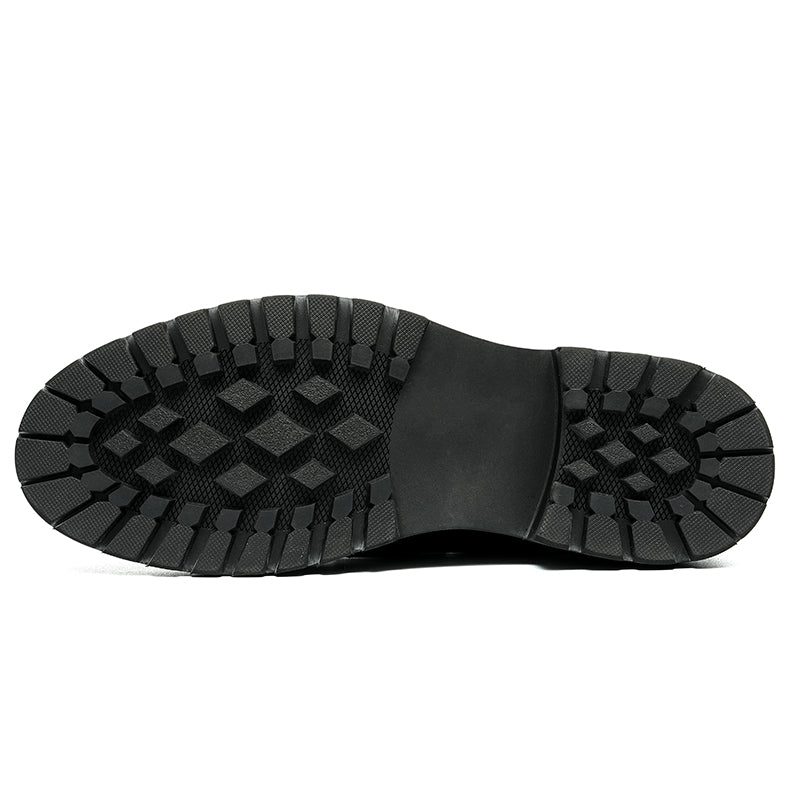 Men's Loafers - Dynamic Tassel Detailing & Polished Leather