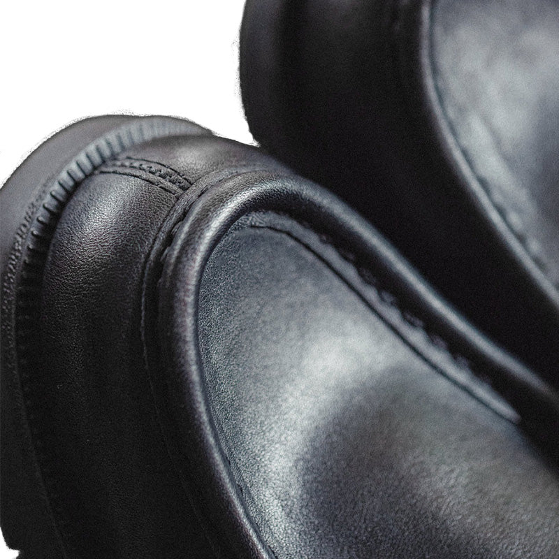 Men's Moccasins Shoes Crush on Retro: Rounded Toe Comfort & Sturdy Sole Design