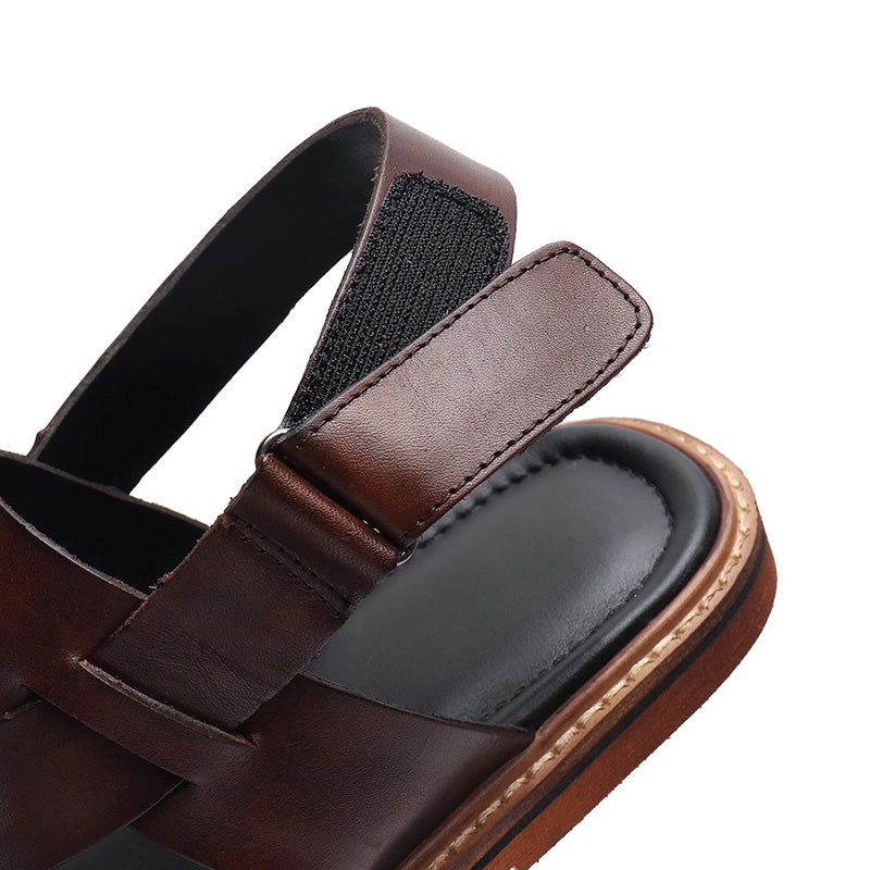 Men's Sandals: Cross-Weave Design & Structured Foundation