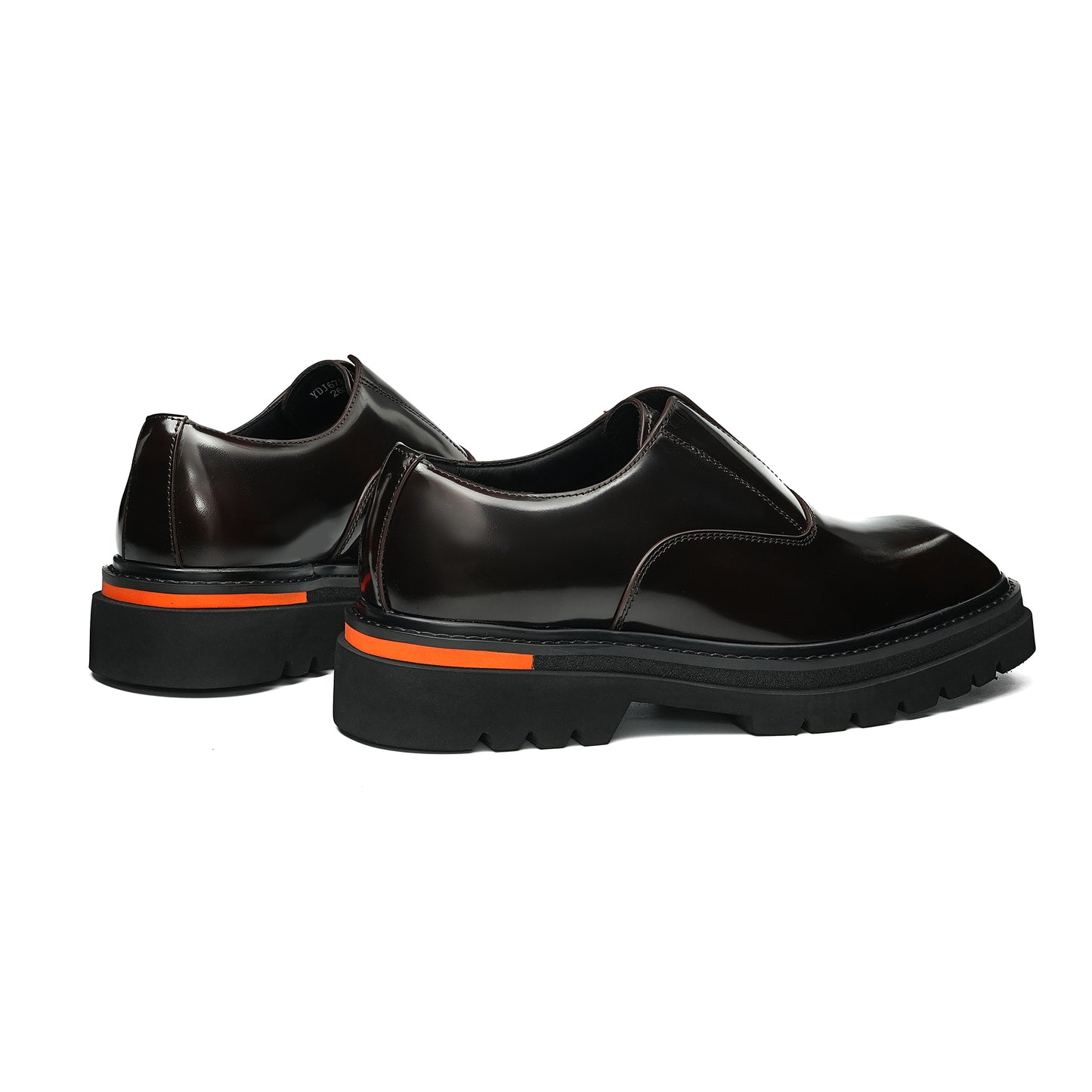 Men's Sleek Loafer: Luminescent Grain & Elevated Foundation