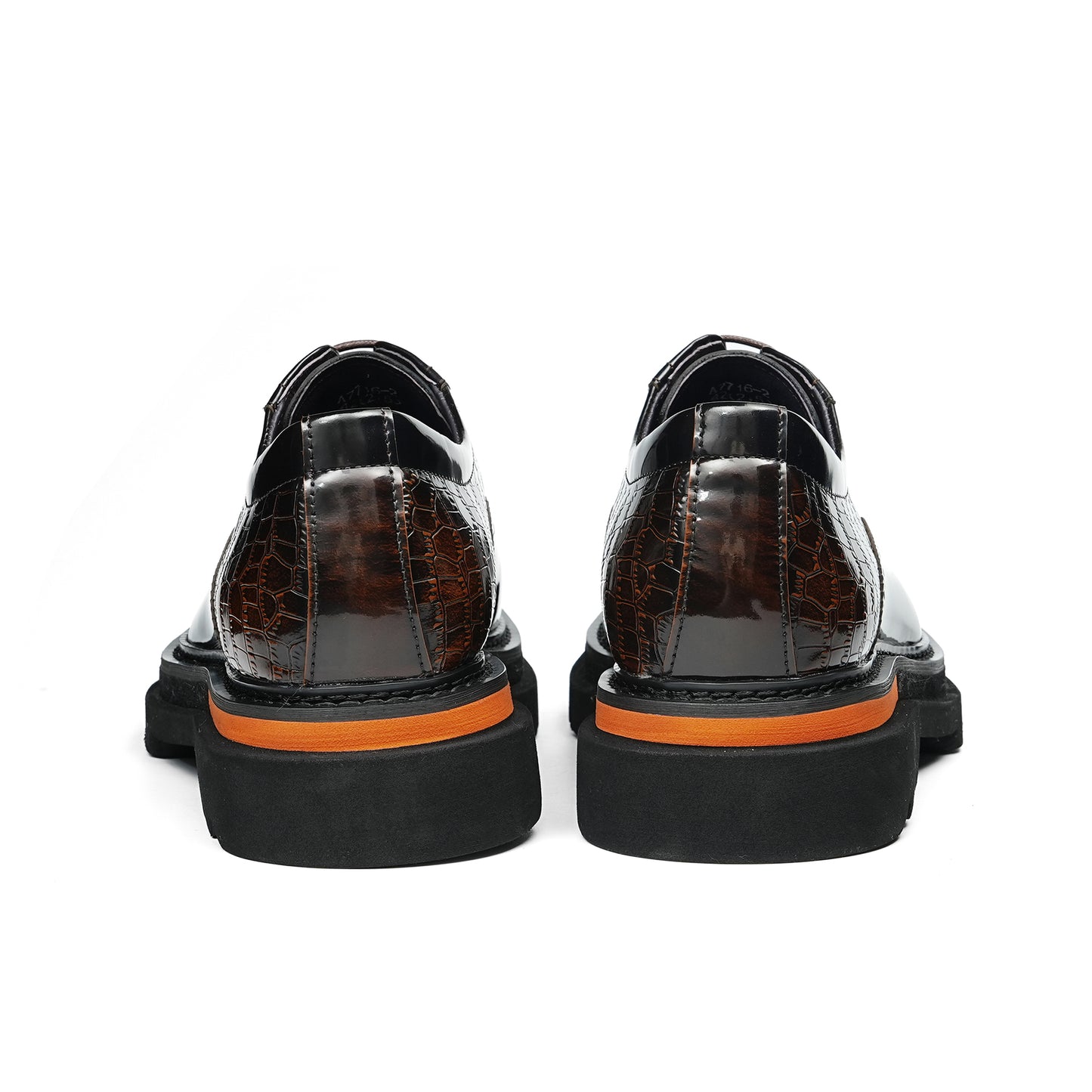 Men's Winged Oxford Shoes: Sculpted Toe Design & Timeless Elegance