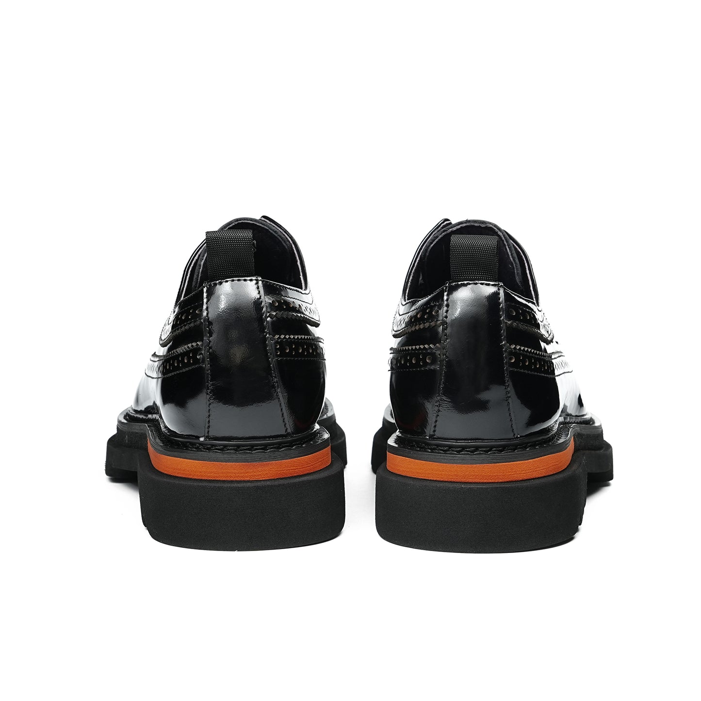 Timeless Brogue Derby: Structured Square-Toe & Accent Sole Detailing