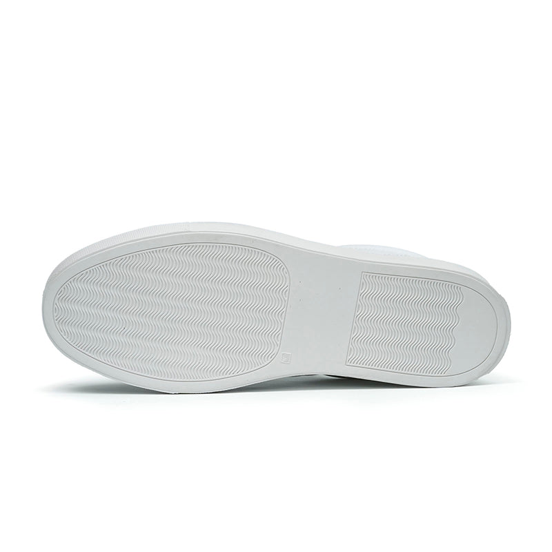 Classic Men's White Sneakers: Streamlined Comfort & Maintenance-Free Sophistication