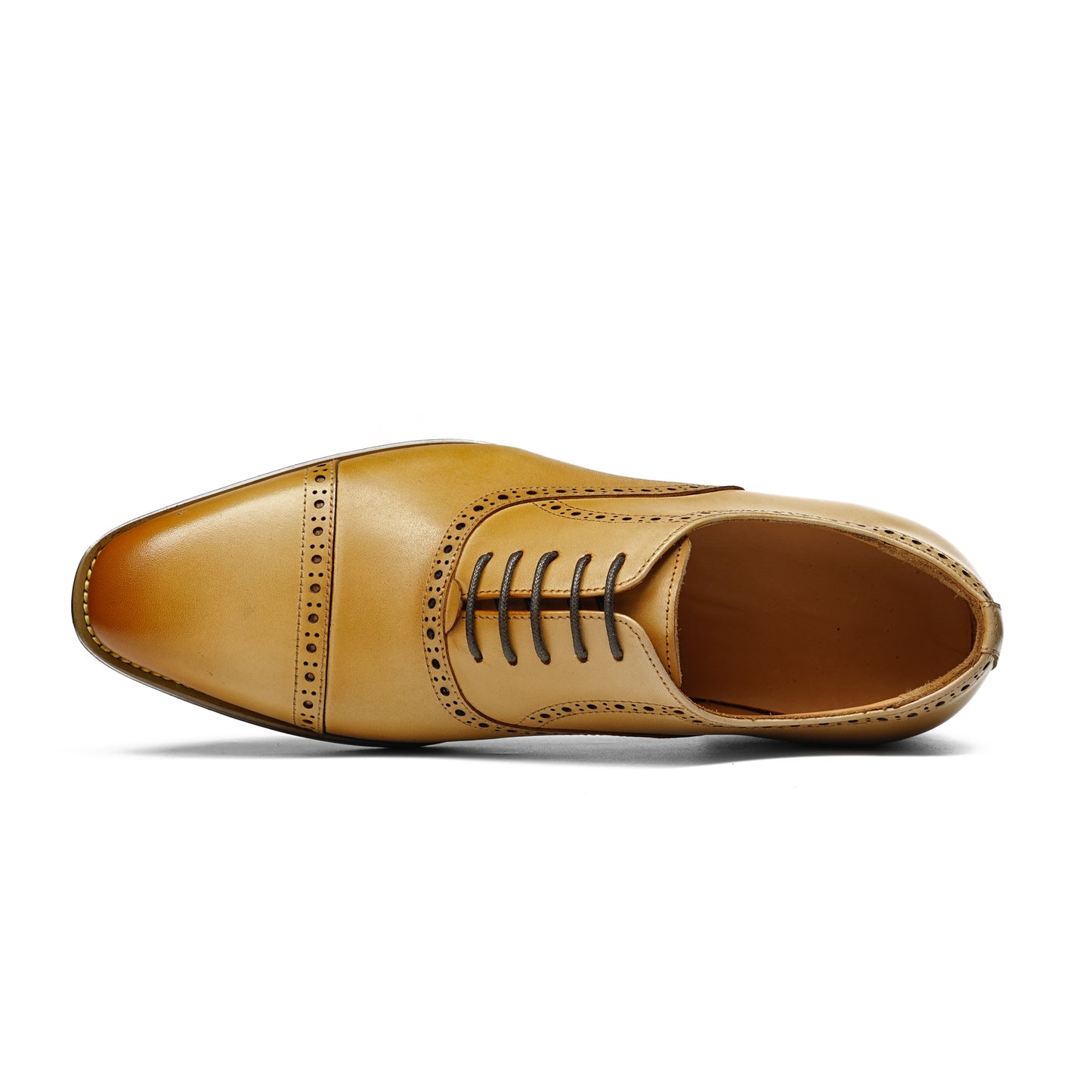 Men's Oxford Shoes: Heritage Three-Piece Brogue Artistry