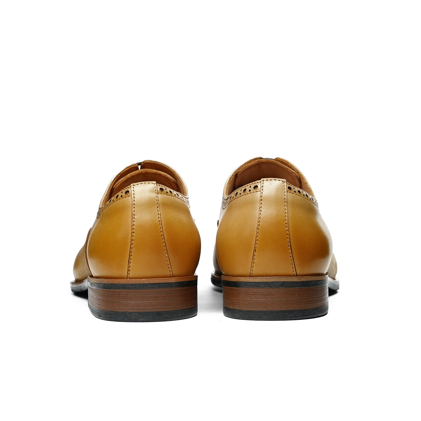 Men's Oxford Shoes: Heritage Three-Piece Brogue Artistry