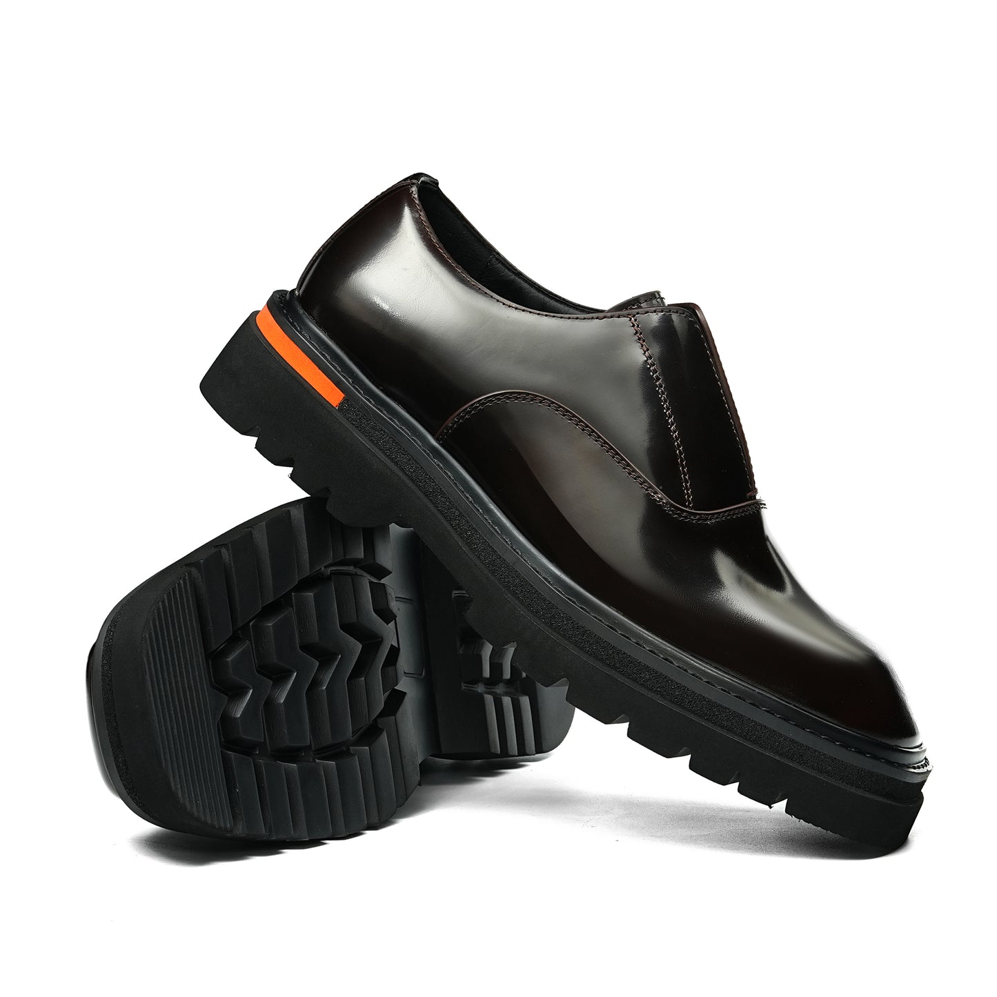 Men's Sleek Loafer: Luminescent Grain & Elevated Foundation