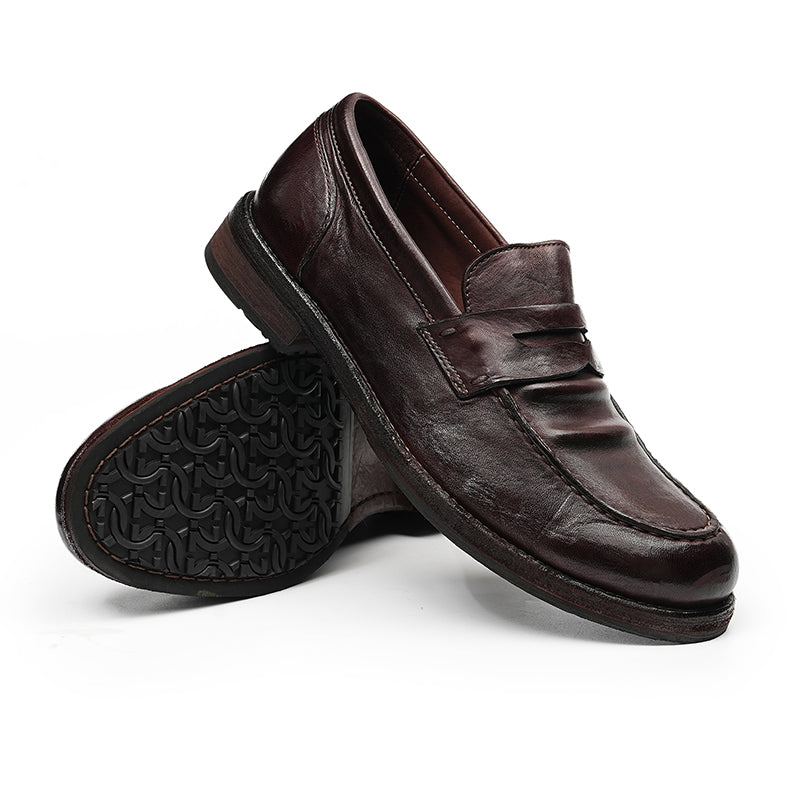 Timeless Men's Loafers - Goodyear Welted Craftsmanship & Medallion Detailing