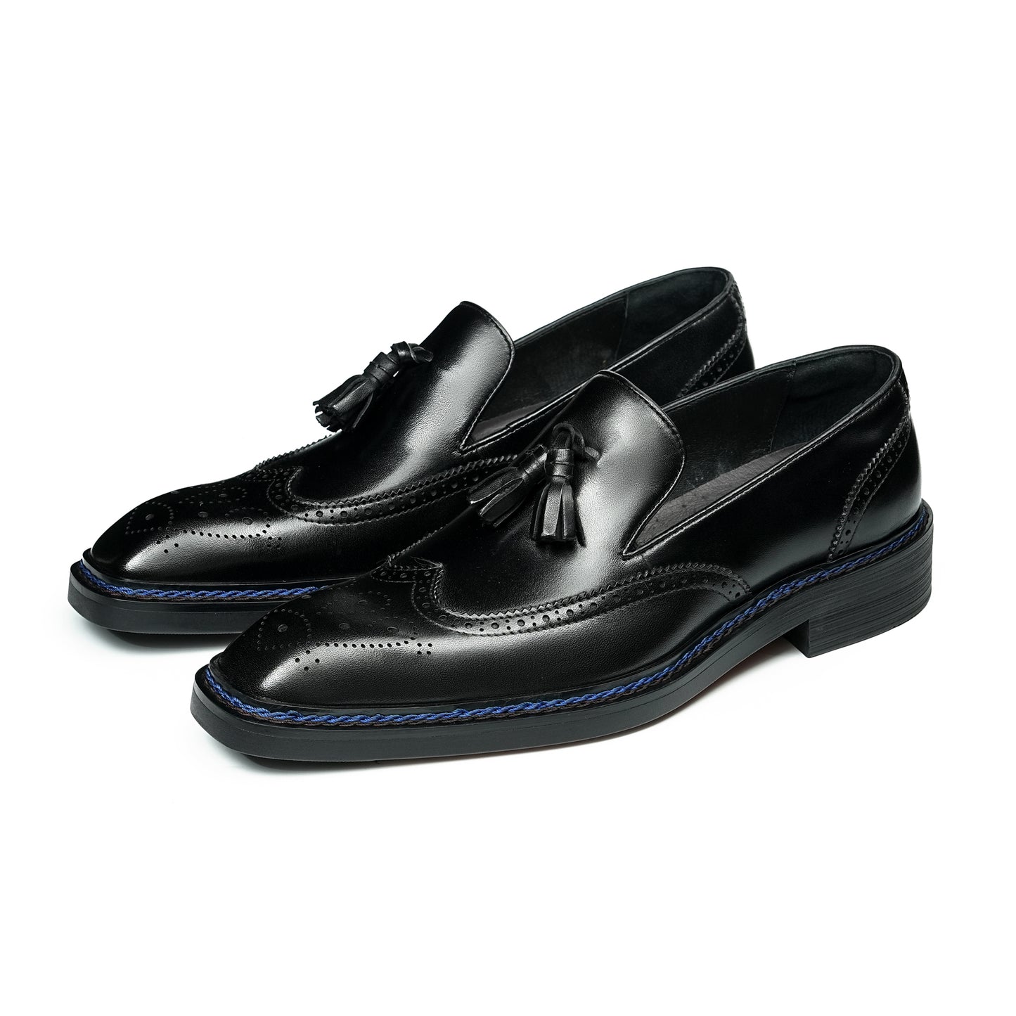Artisan-Carved Men's Loafers: Swinging Tassel Accents & Refined Comfort