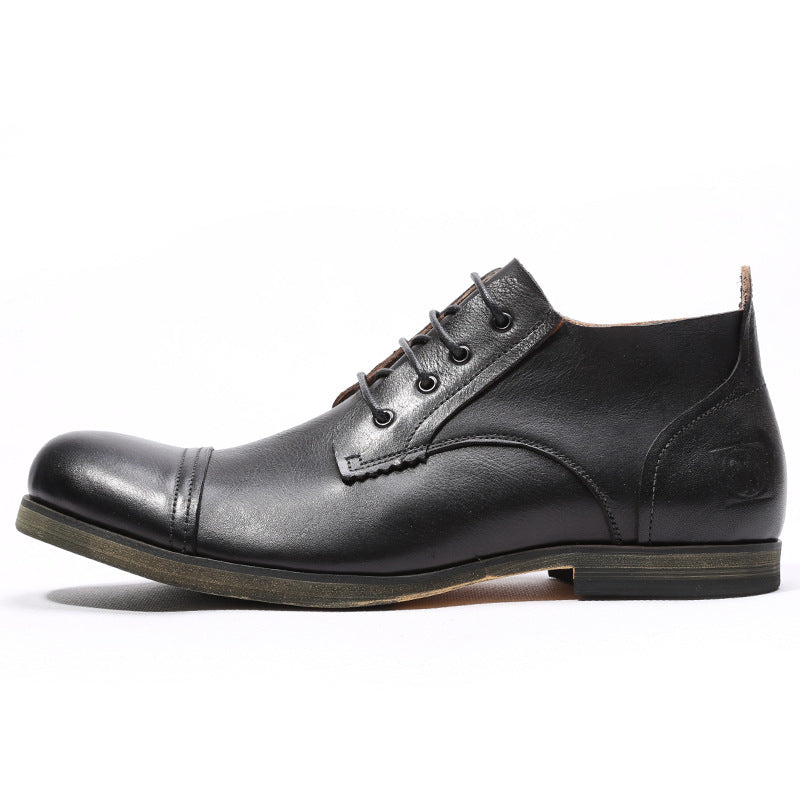Heritage-Inspired Derby Shoes: Aged Patina & Timeless Three-Eyelet Design