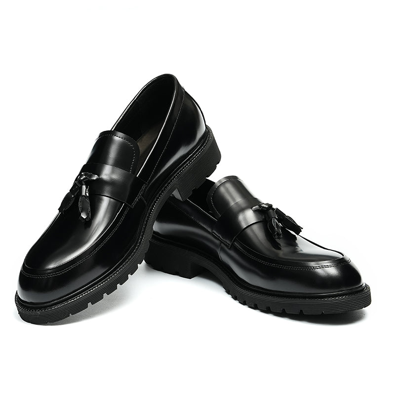 Men's Loafers - Dynamic Tassel Detailing & Polished Leather