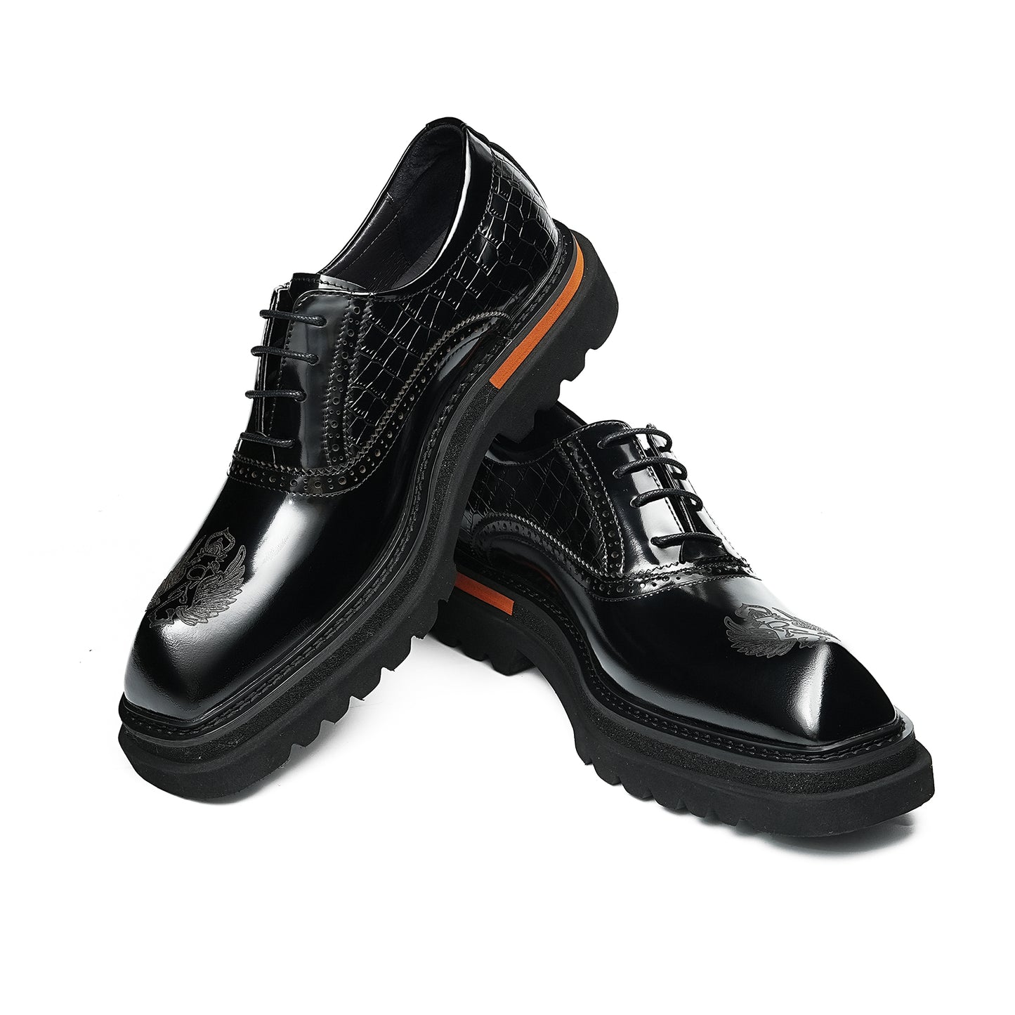 Men's Winged Oxford Shoes: Sculpted Toe Design & Timeless Elegance