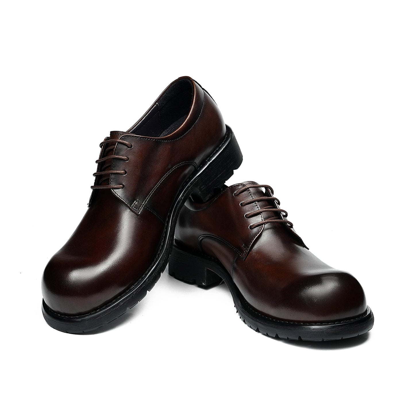 Men's Contemporary Derby: Upturned Toe & Refined Silhouette