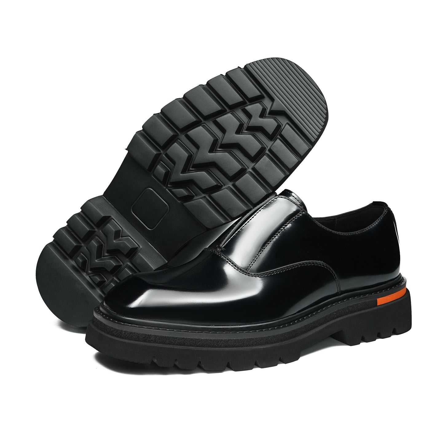 Men's Sleek Loafer: Luminescent Grain & Elevated Foundation