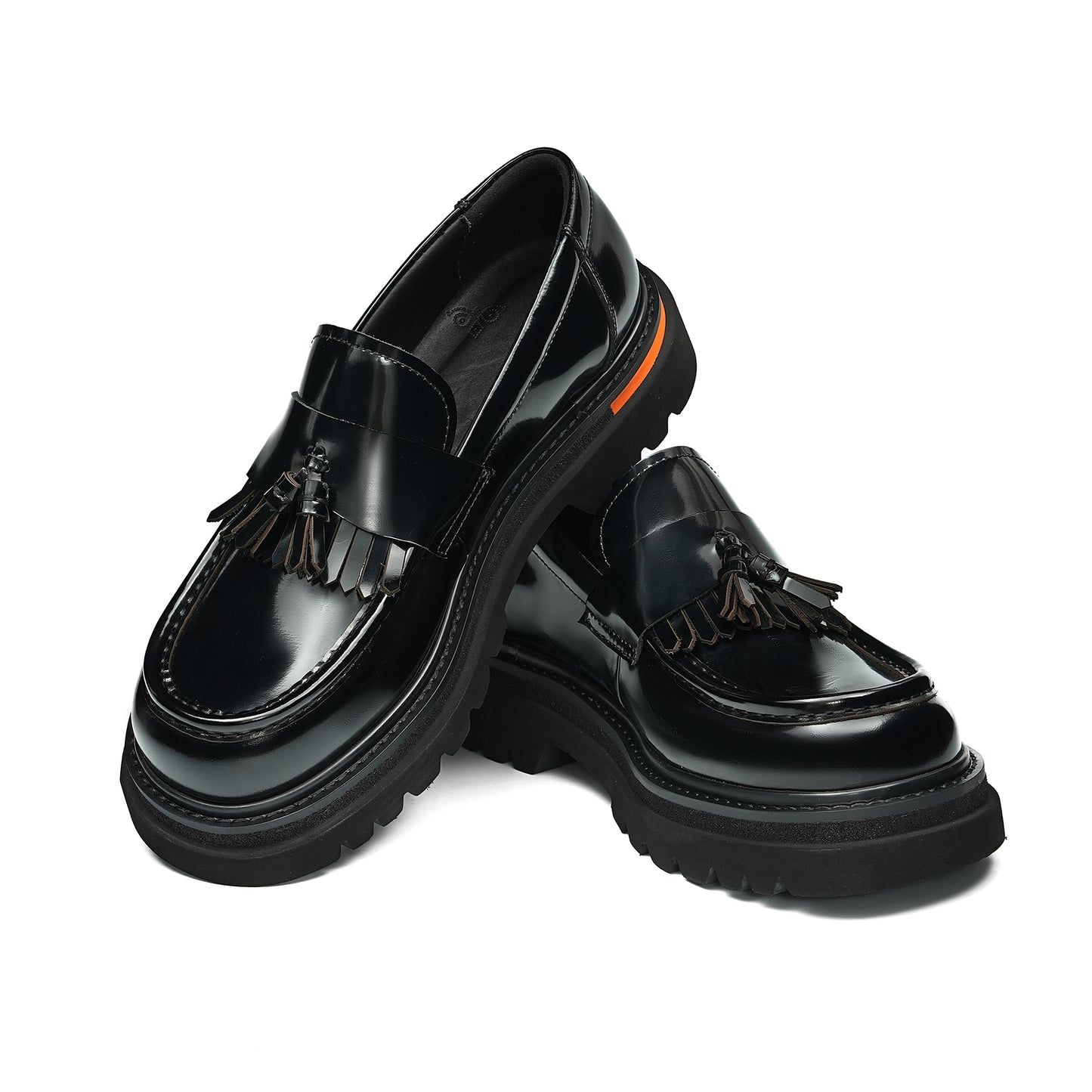 Men's Tassel Loafers: Burnished Leather Patina & Adaptable Traction