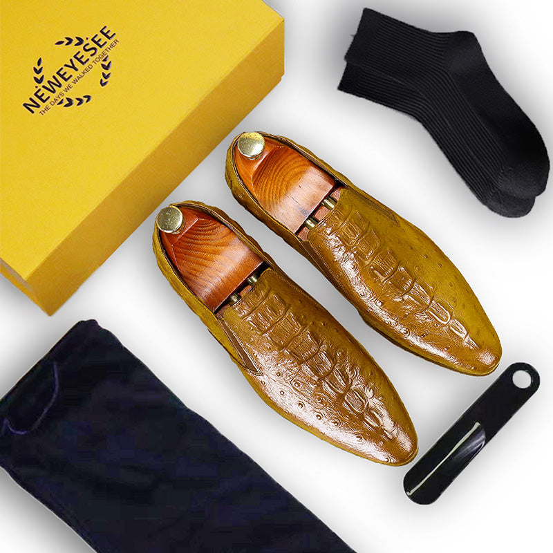 Men’s Ostrich-Patterned Leather Loafers