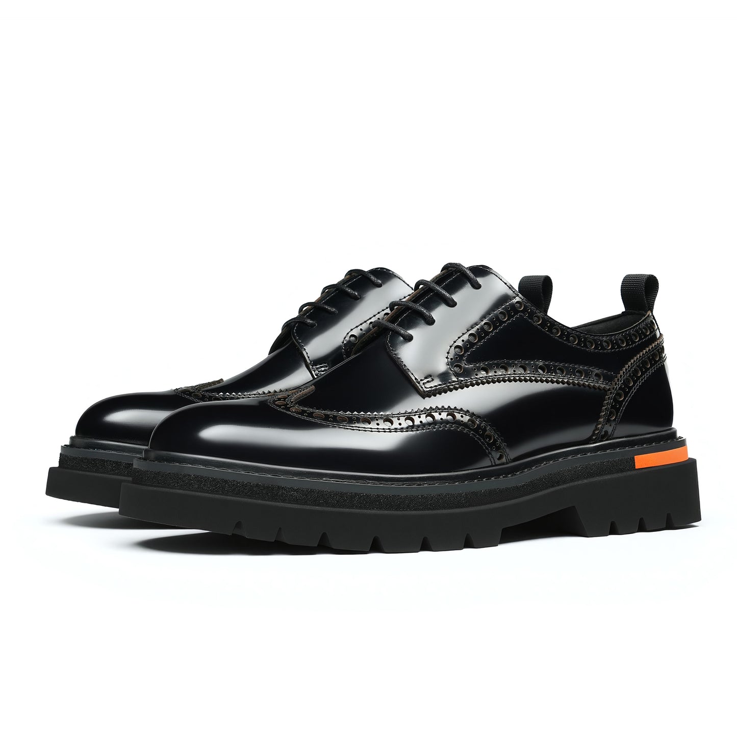 Men's Brogue Derby Shoes: Luminous Grain & Supple Interior Contours