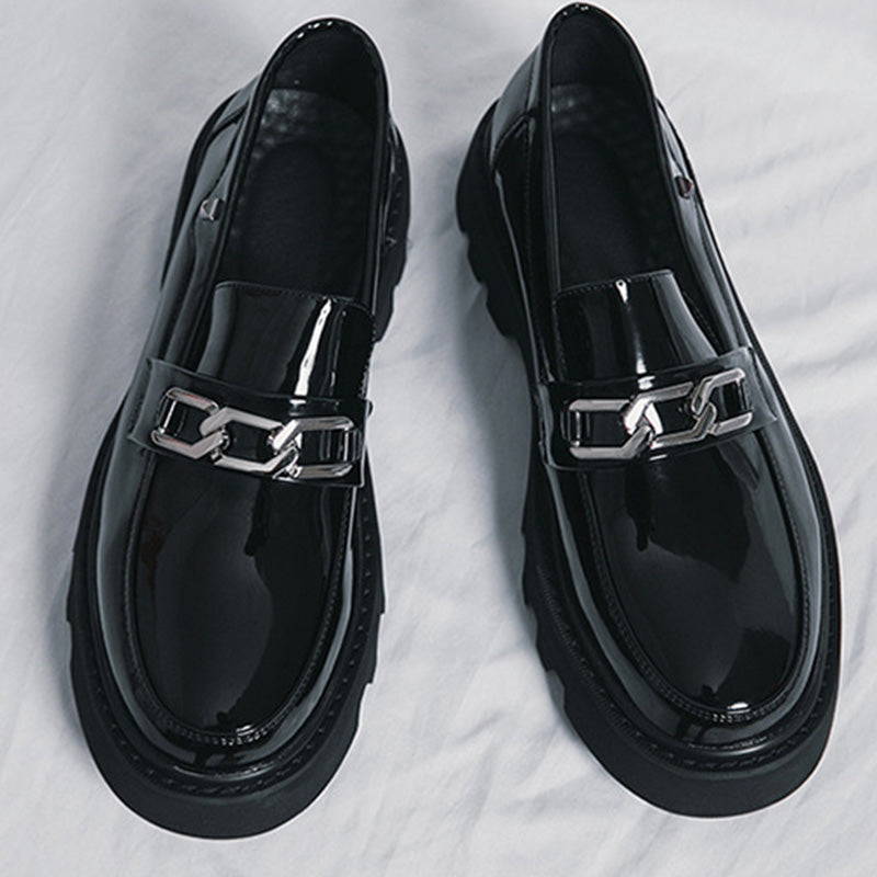 Sculptural Chain Men's Loafers: Architectural Sole & Sleek Silhouette