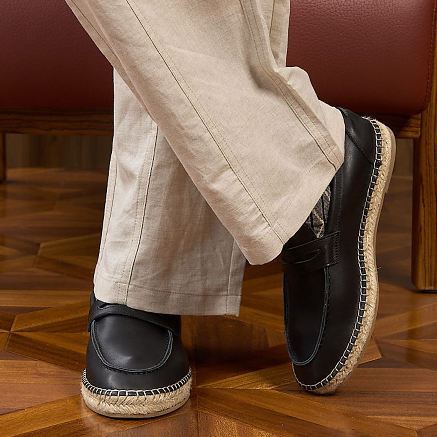 Men's Loafers Classic Slip-On with Refined Buckle Fastening & Woven-Texture Sole