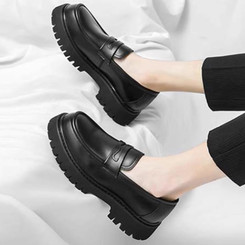 Architectural Men's Loafers: Sculptural Sole & Refined Strap Detailing