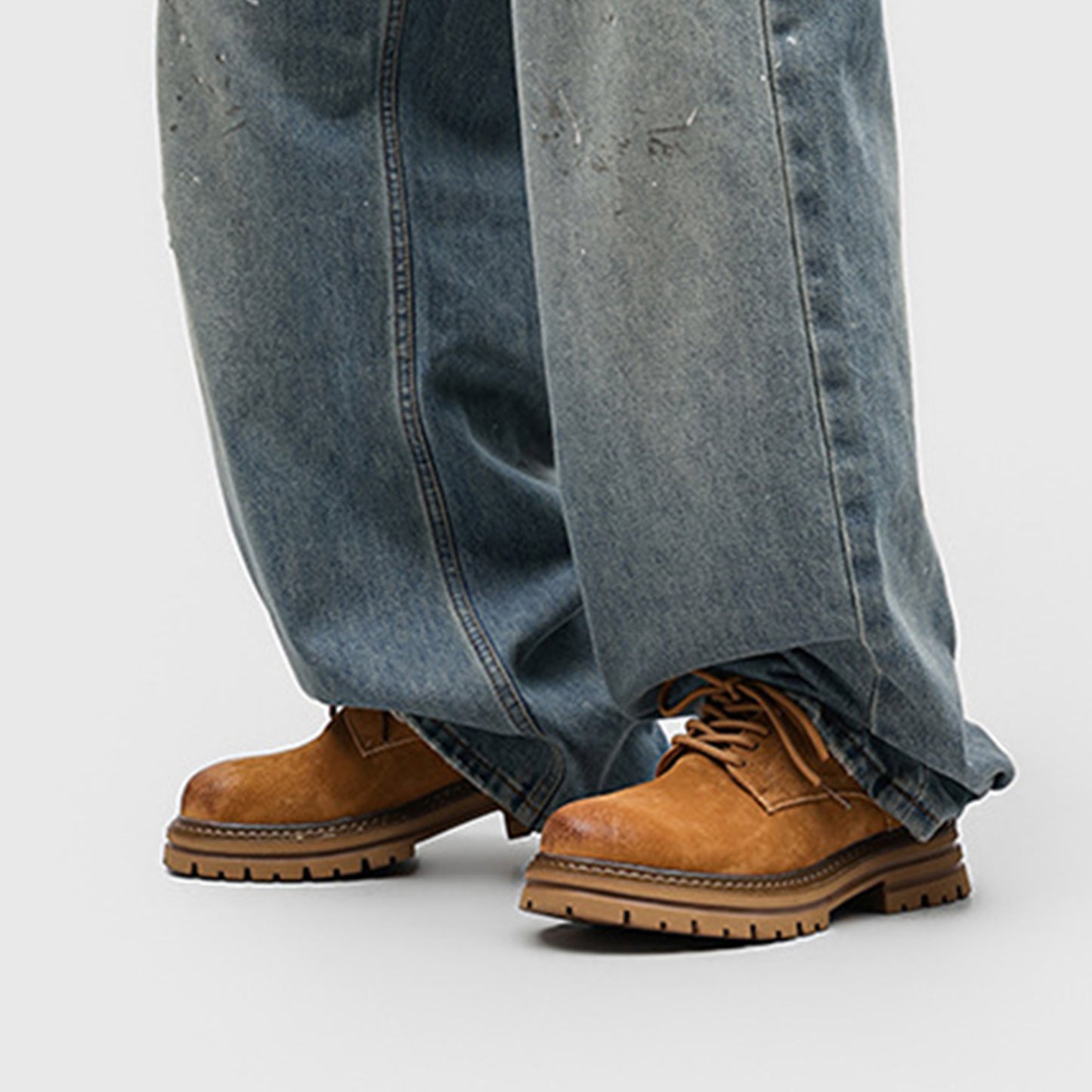 Men's Boots Low-Top: Distressed Toe & Rugged Sole