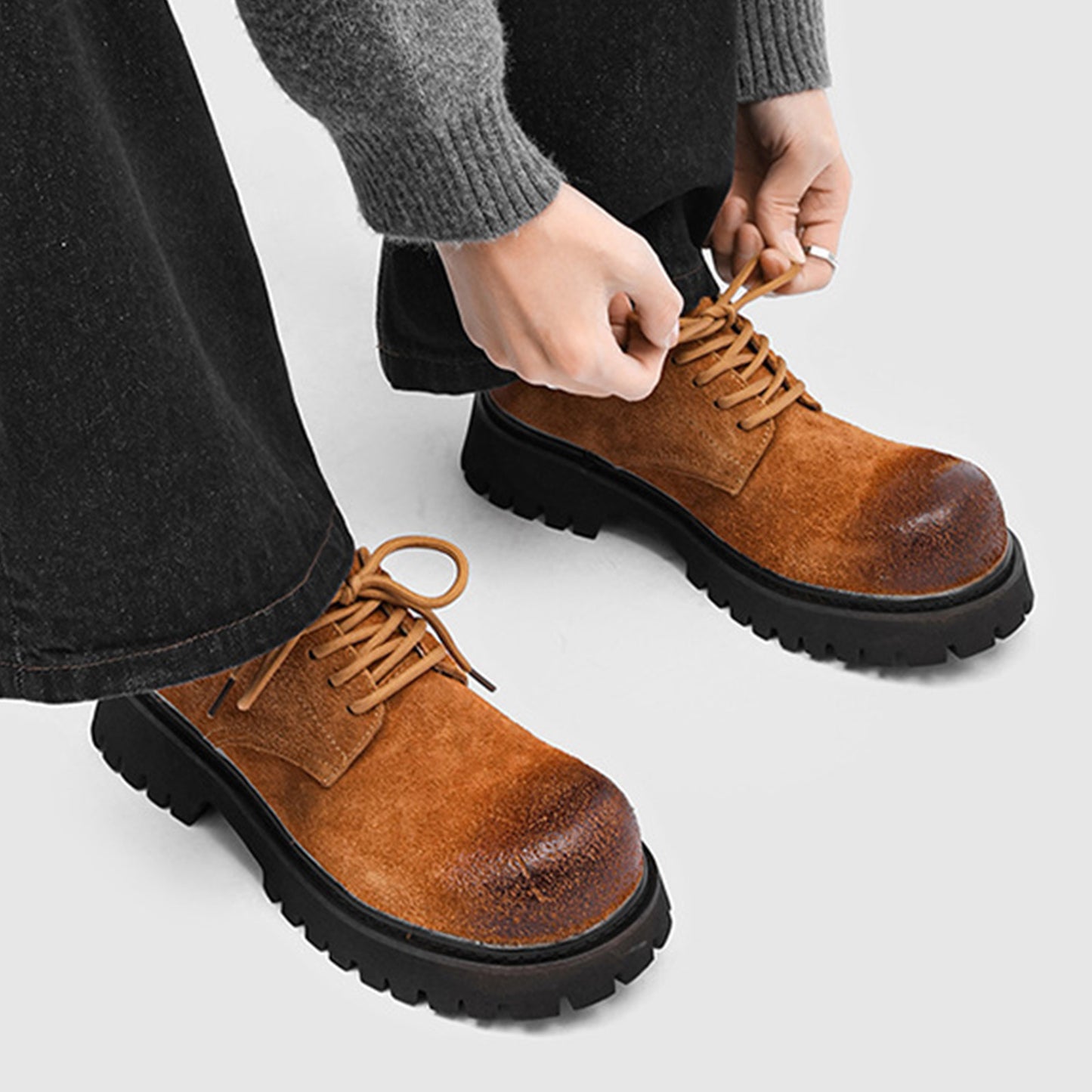 Men's Derby Shoes Retro-Textured Chunky Sole with Distressed Finish