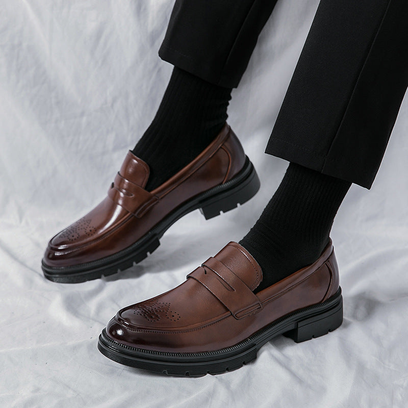 Artisan-Crafted Men's Loafer: Sculpted Brogue Detailing & Refined Silhouette