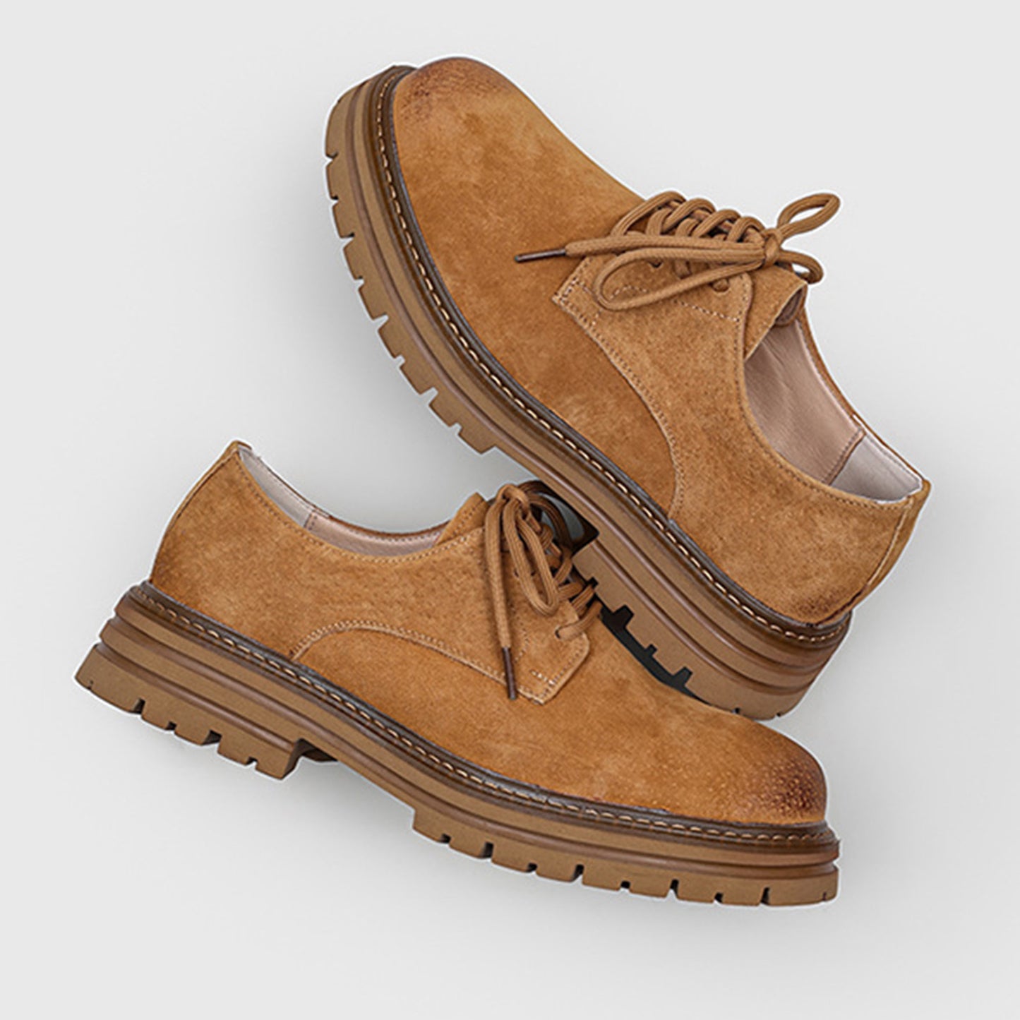 Men's Boots Low-Top: Distressed Toe & Rugged Sole
