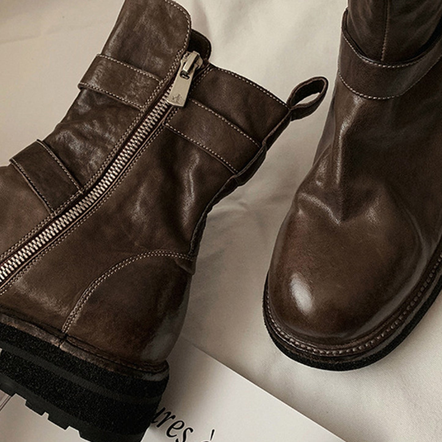 Women's Edgy Buckle Boots: Statement Dual Straps & Sleek Side-Zipper Access