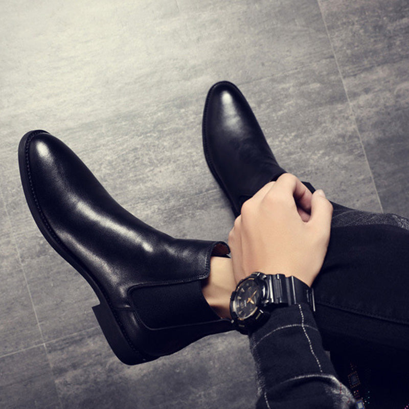 Men's Classic Suede Chelsea Boots with Crepe Sole