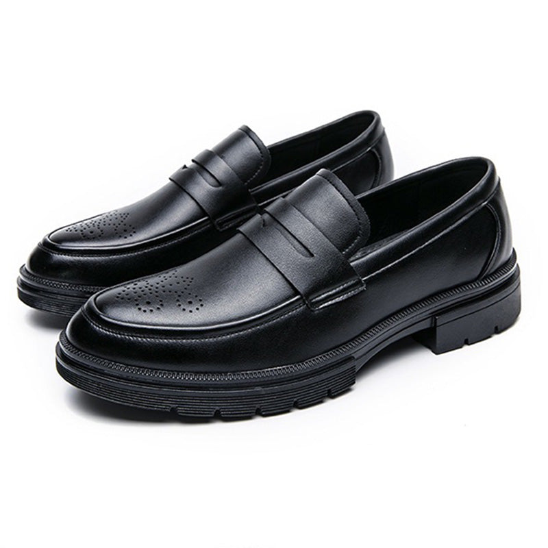 Artisan-Crafted Men's Loafer: Sculpted Brogue Detailing & Refined Silhouette