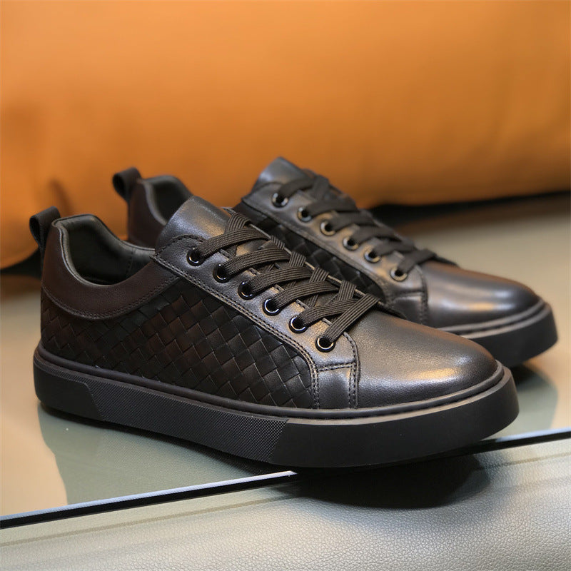 Men's Woven Panel Sneakers: Contrast Sole & Modern Textured Design