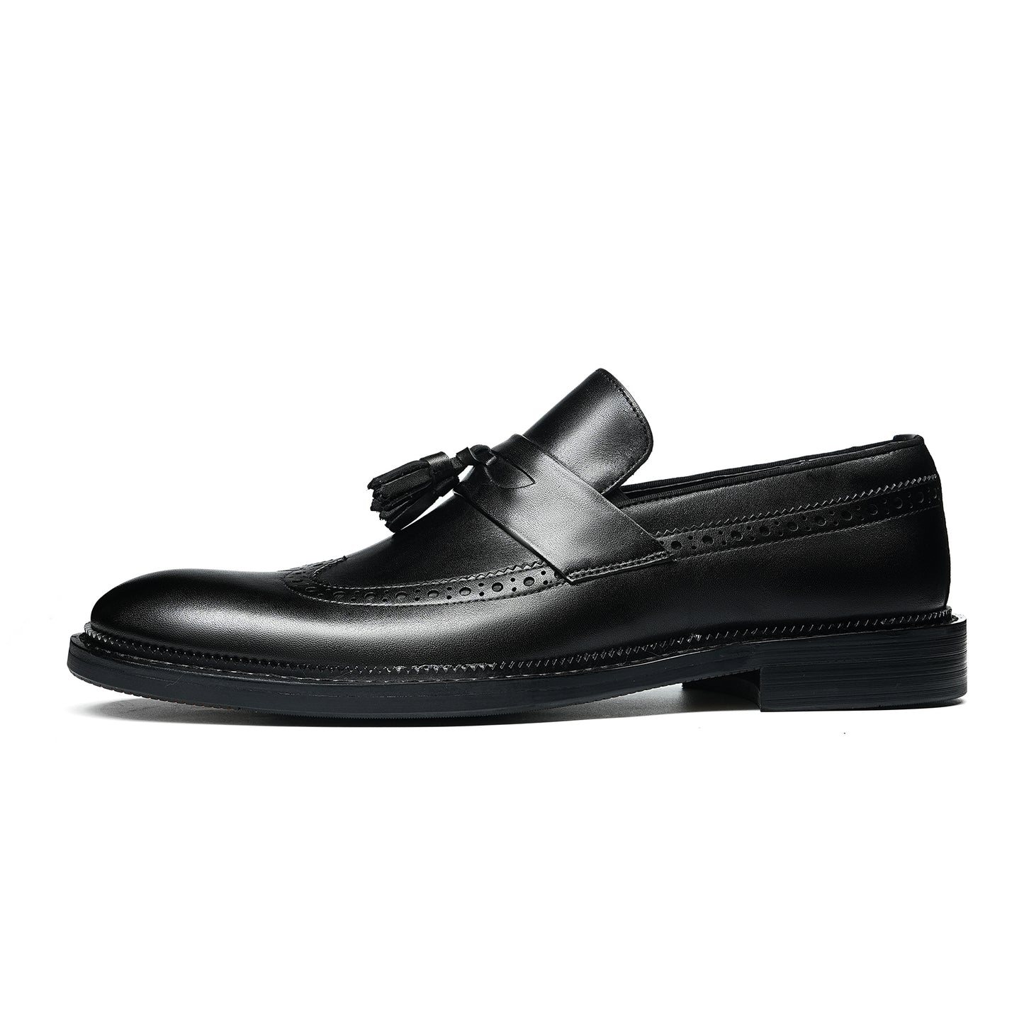 Artisan-Carved Men's Loafers: Intricate Brogue Artistry & Effortless Sophistication