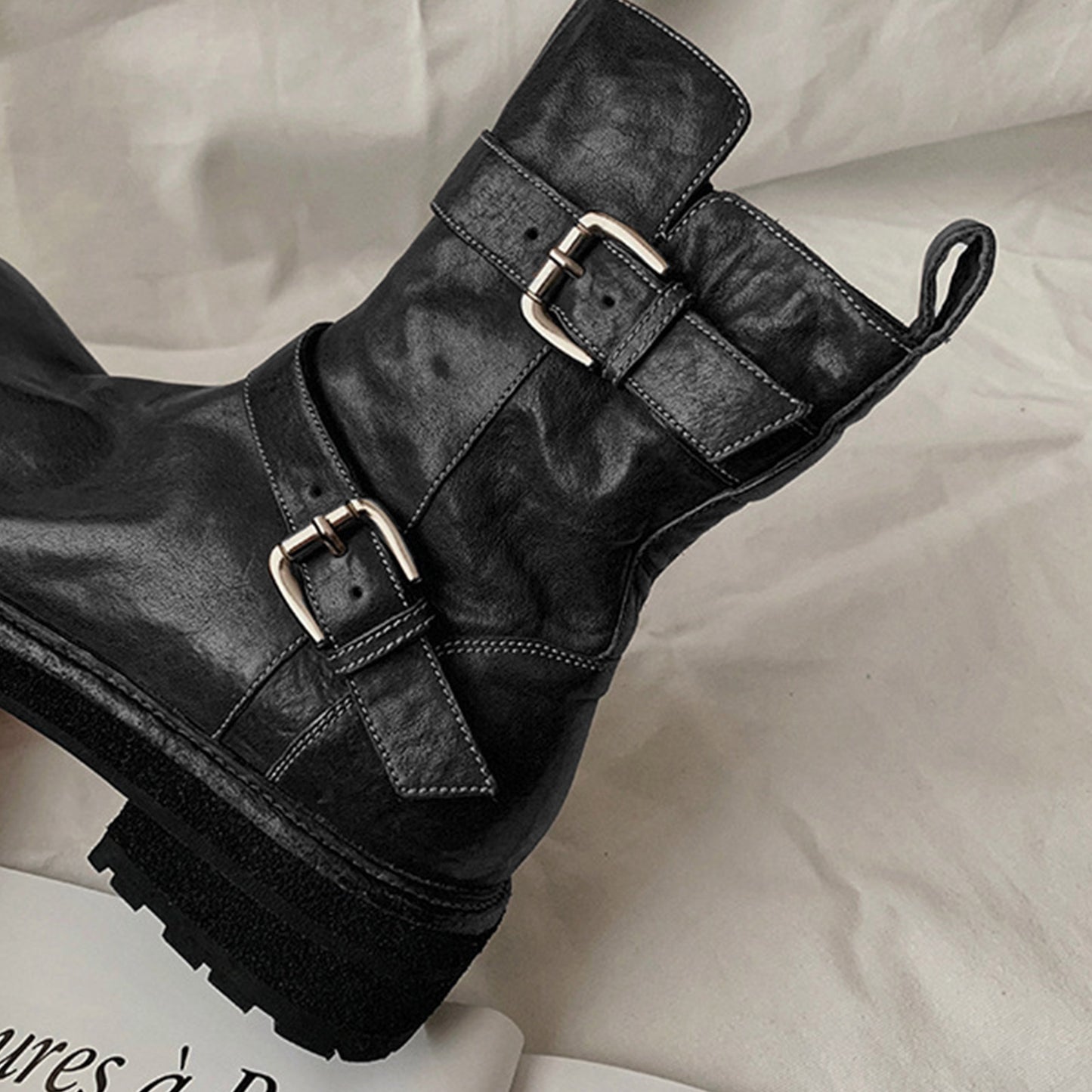 Women's Edgy Buckle Boots: Statement Dual Straps & Sleek Side-Zipper Access