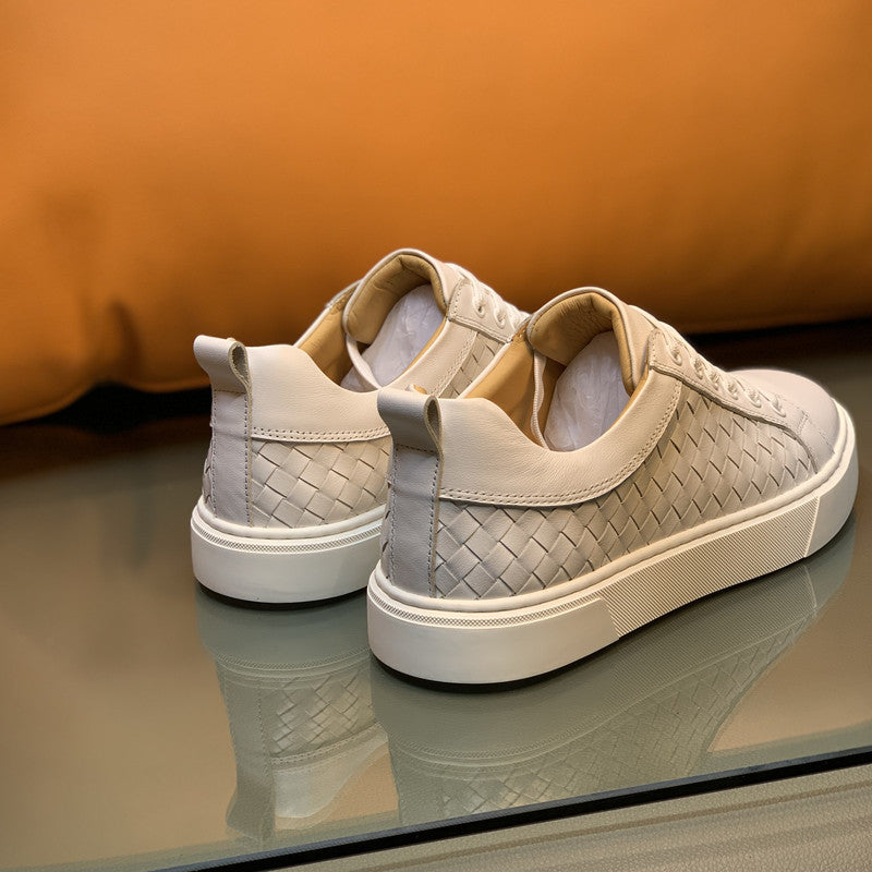 Men's Woven Panel Sneakers: Contrast Sole & Modern Textured Design