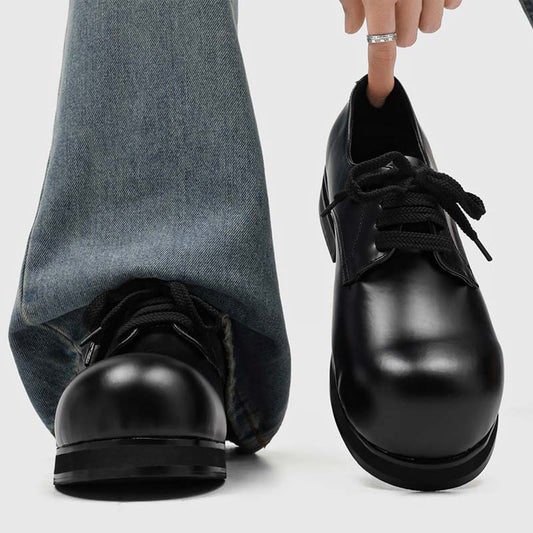 Men's Derby Shoes with a Distinct Rounded Toe & Glossy Finish