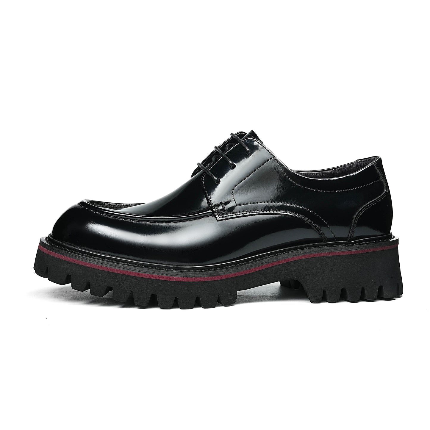 Architectural Men's Derby Shoes: Textured Sole & Structured Silhouette