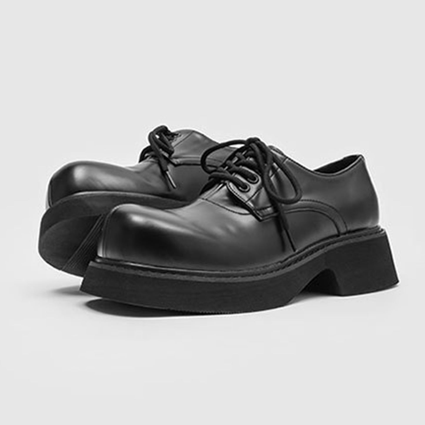 Men's Derby Cap-Toe Chunky Sole with a Modern Heavyweight Profile