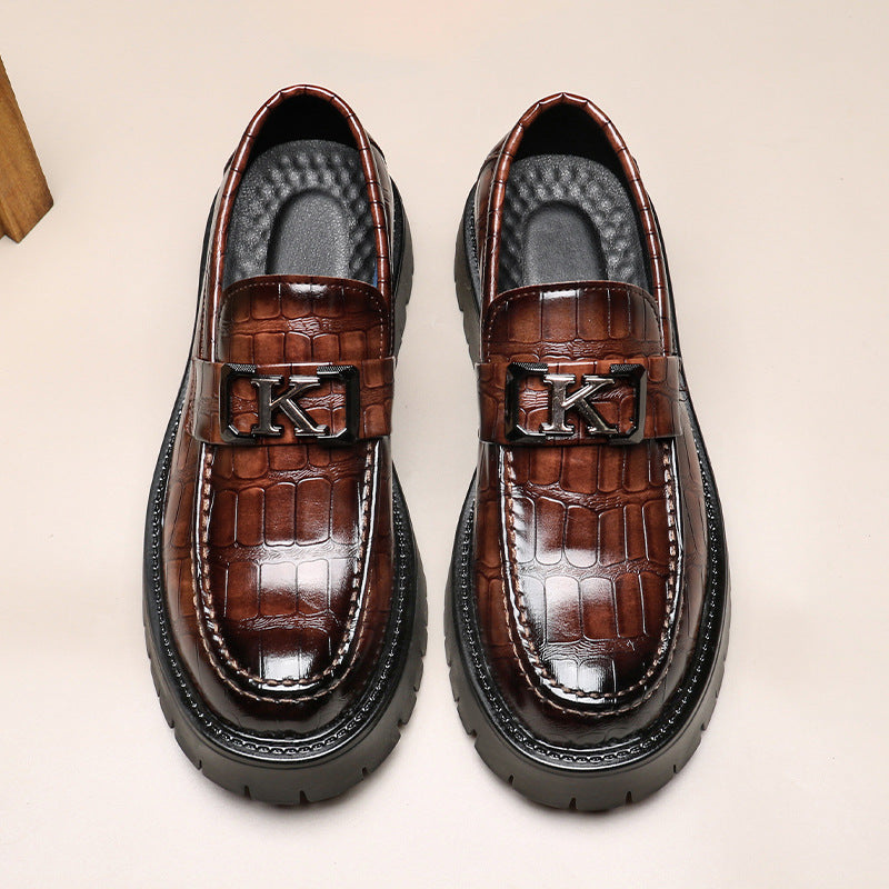 Men's Loafers: Iconic Hardware & Dimensional Grain Detailing
