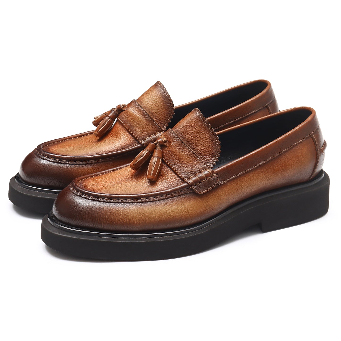 Mocasines de piel de becerro con punta grande y brillo