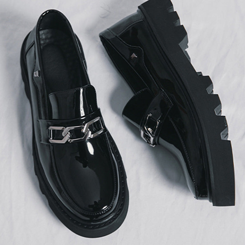 Sculptural Chain Men's Loafers: Architectural Sole & Sleek Silhouette