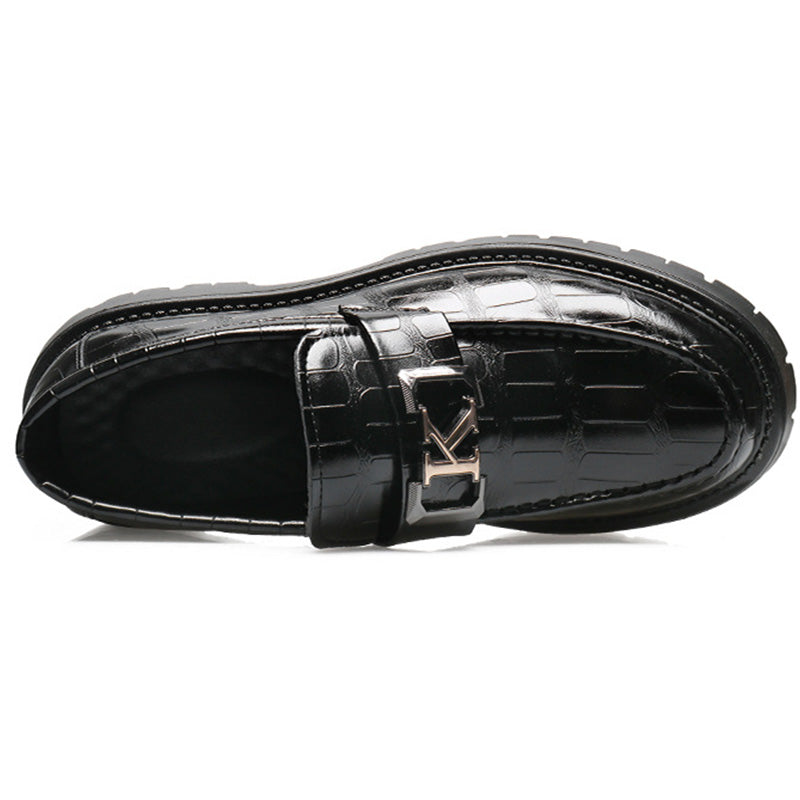 Men's Loafers: Iconic Hardware & Dimensional Grain Detailing