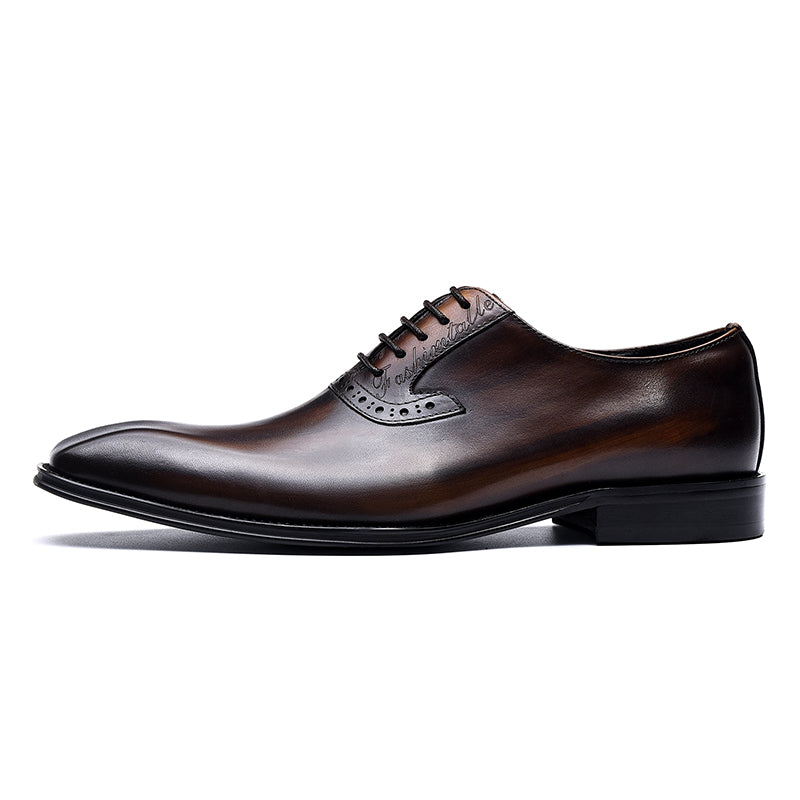 Men's Oxford Shoes - Polished Leather & Secure Lace Design