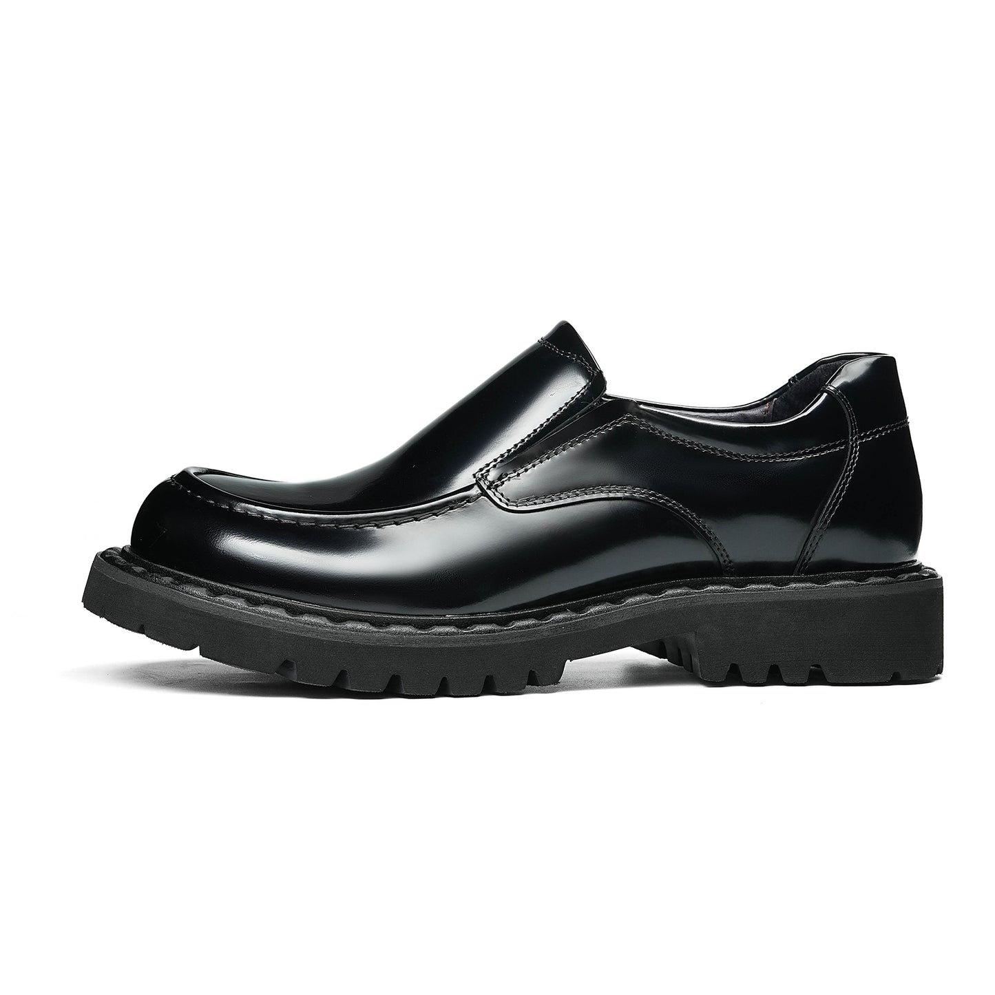 Men's Loafers: Sculpted Toe Design & Architectural Sole Definition